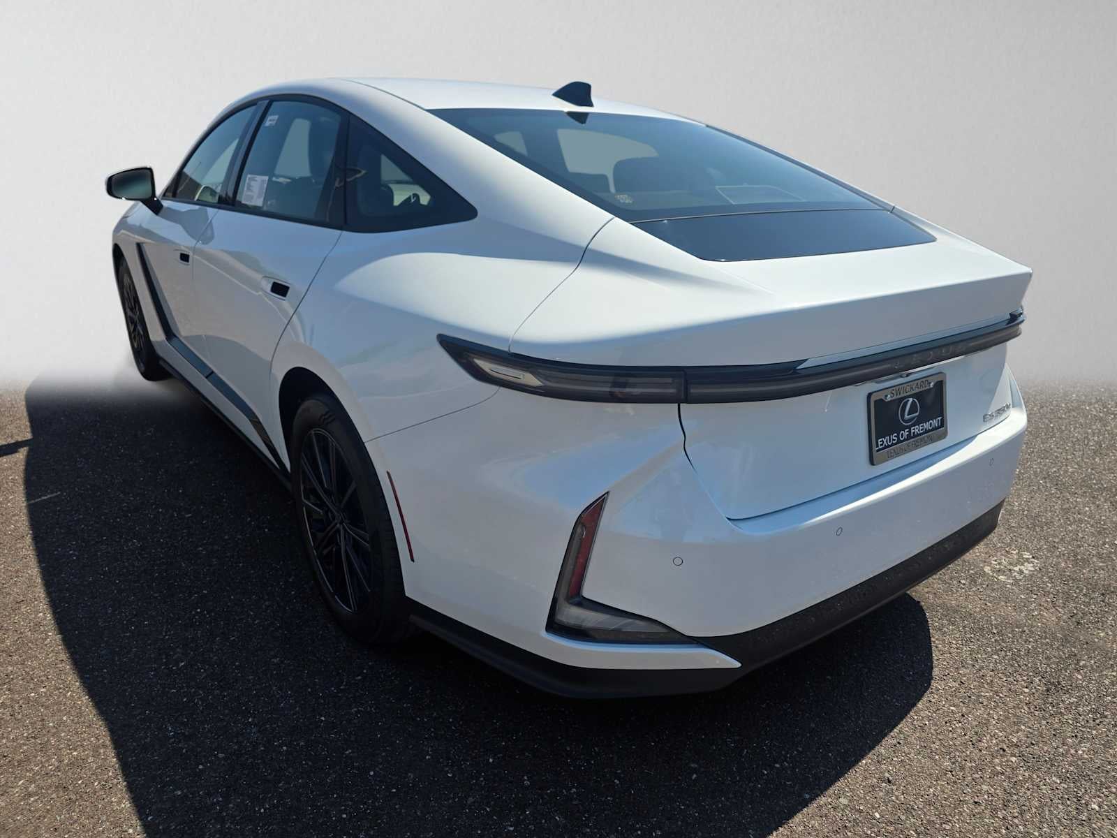 2026 Lexus ES 350e PREMIUM