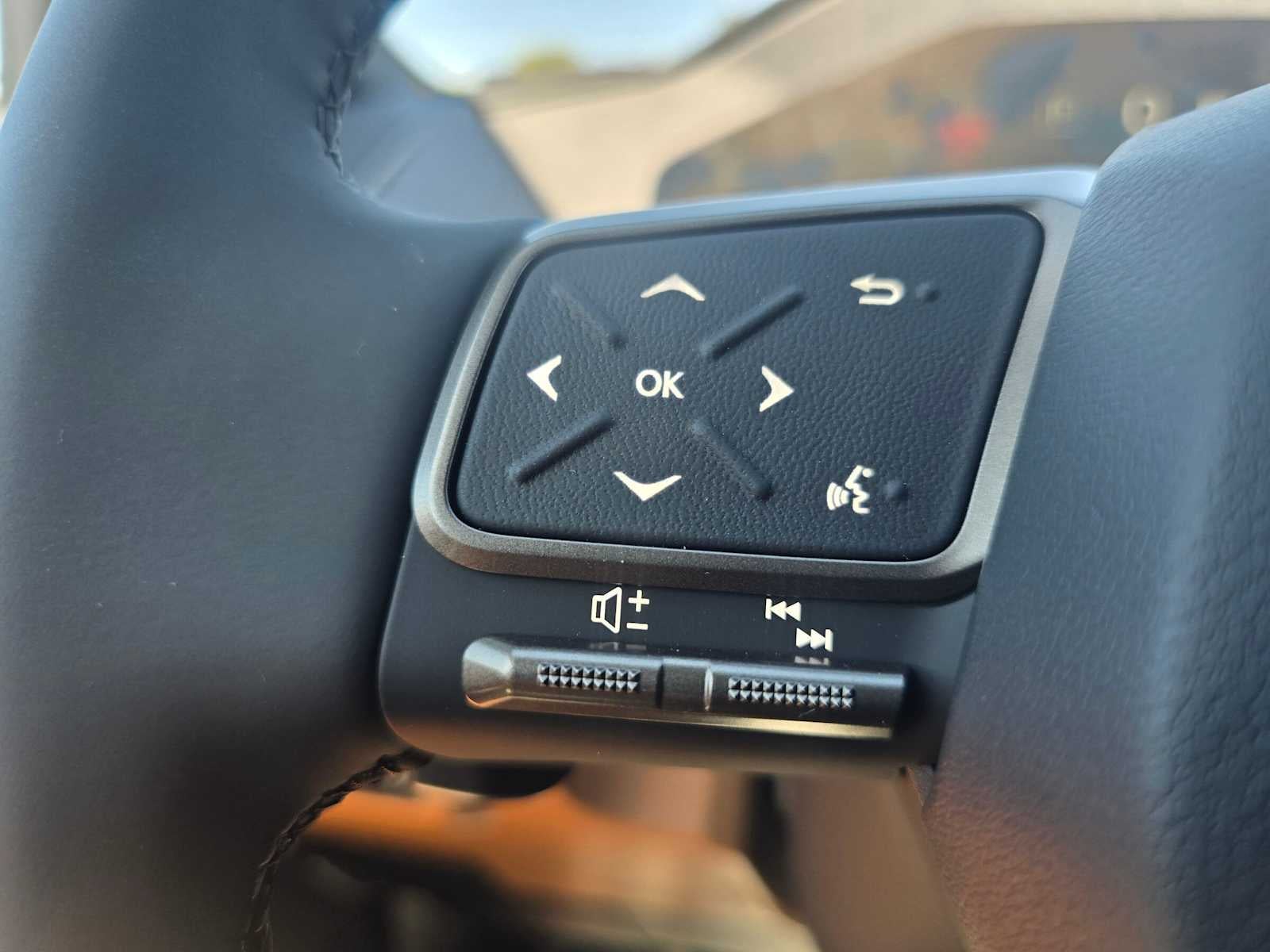 2026 Lexus ES 350e PREMIUM