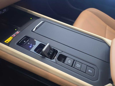 2026 Lexus ES 500e LUXURY AWD