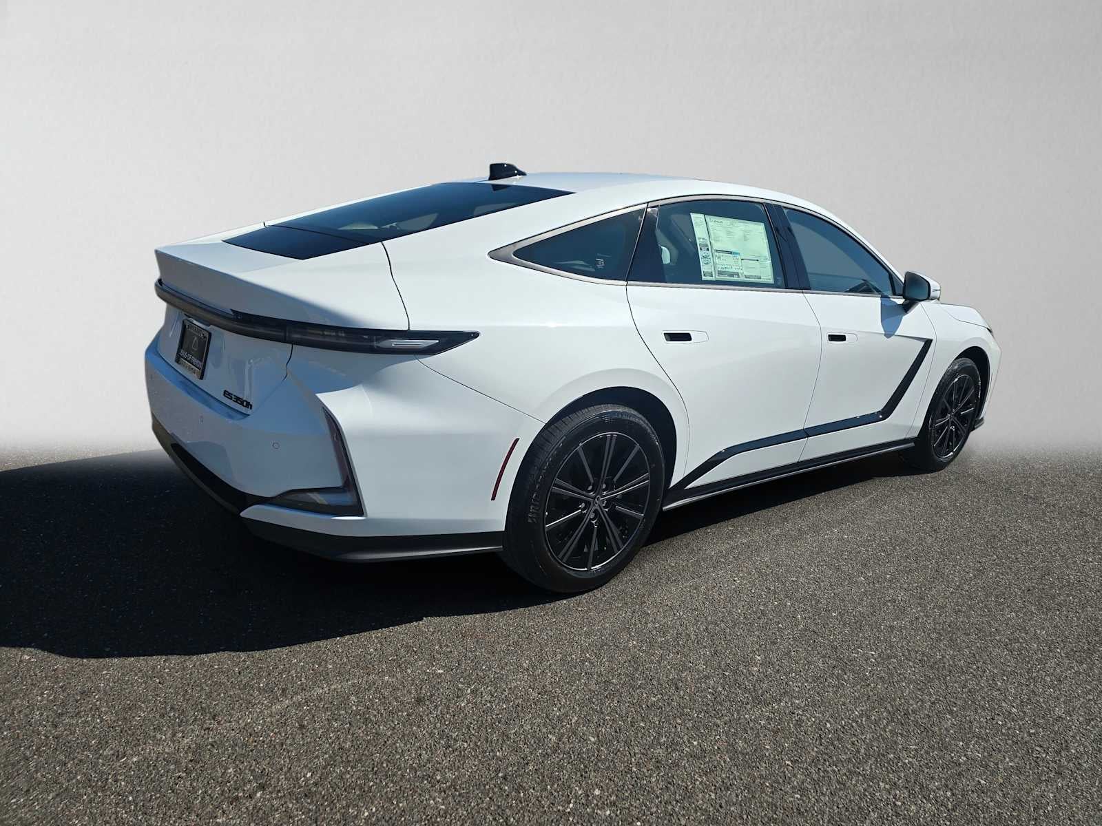 2026 Lexus ES 350h PREMIUM