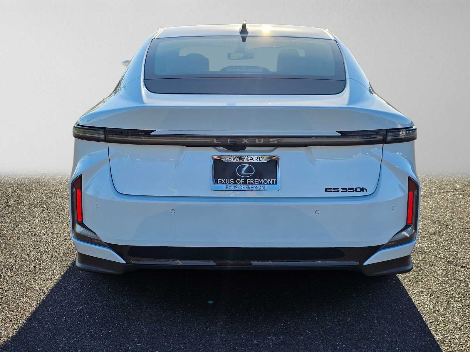 2026 Lexus ES 350h PREMIUM