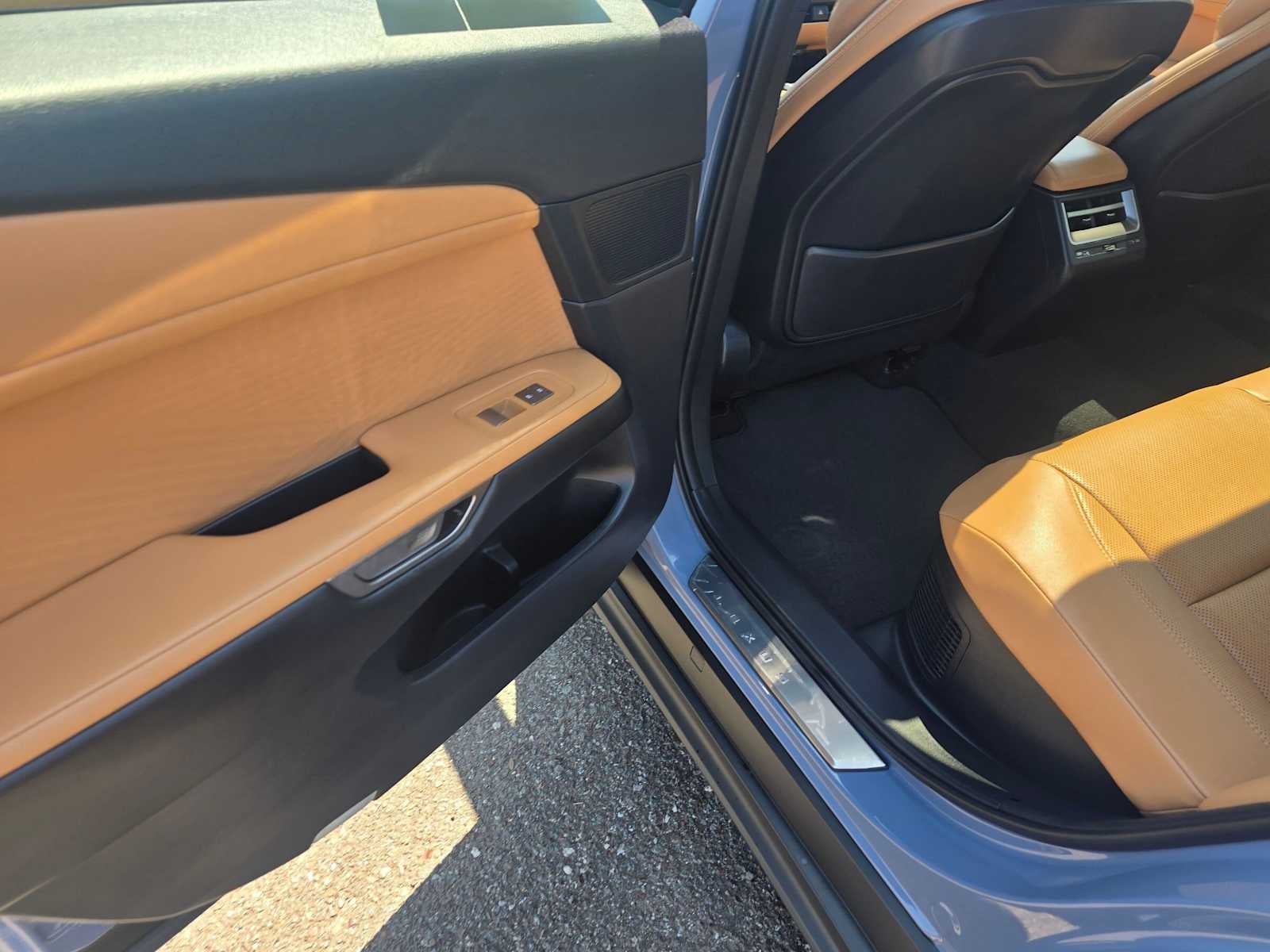 2026 Lexus ES 350h PREMIUM