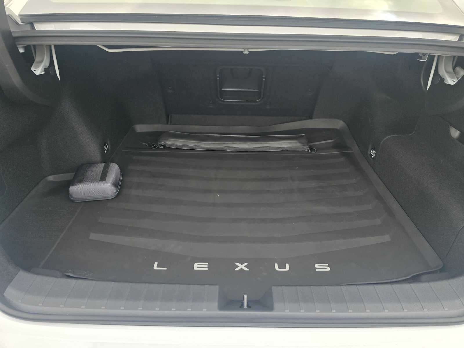 2026 Lexus ES 350h PREMIUM PLUS