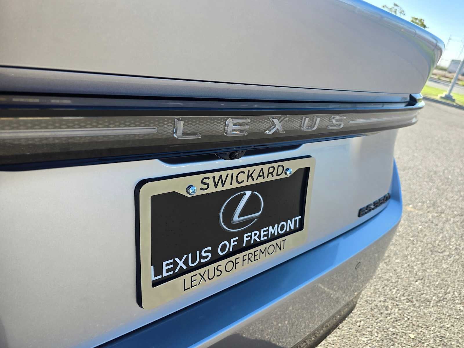 2026 Lexus ES 350h PREMIUM