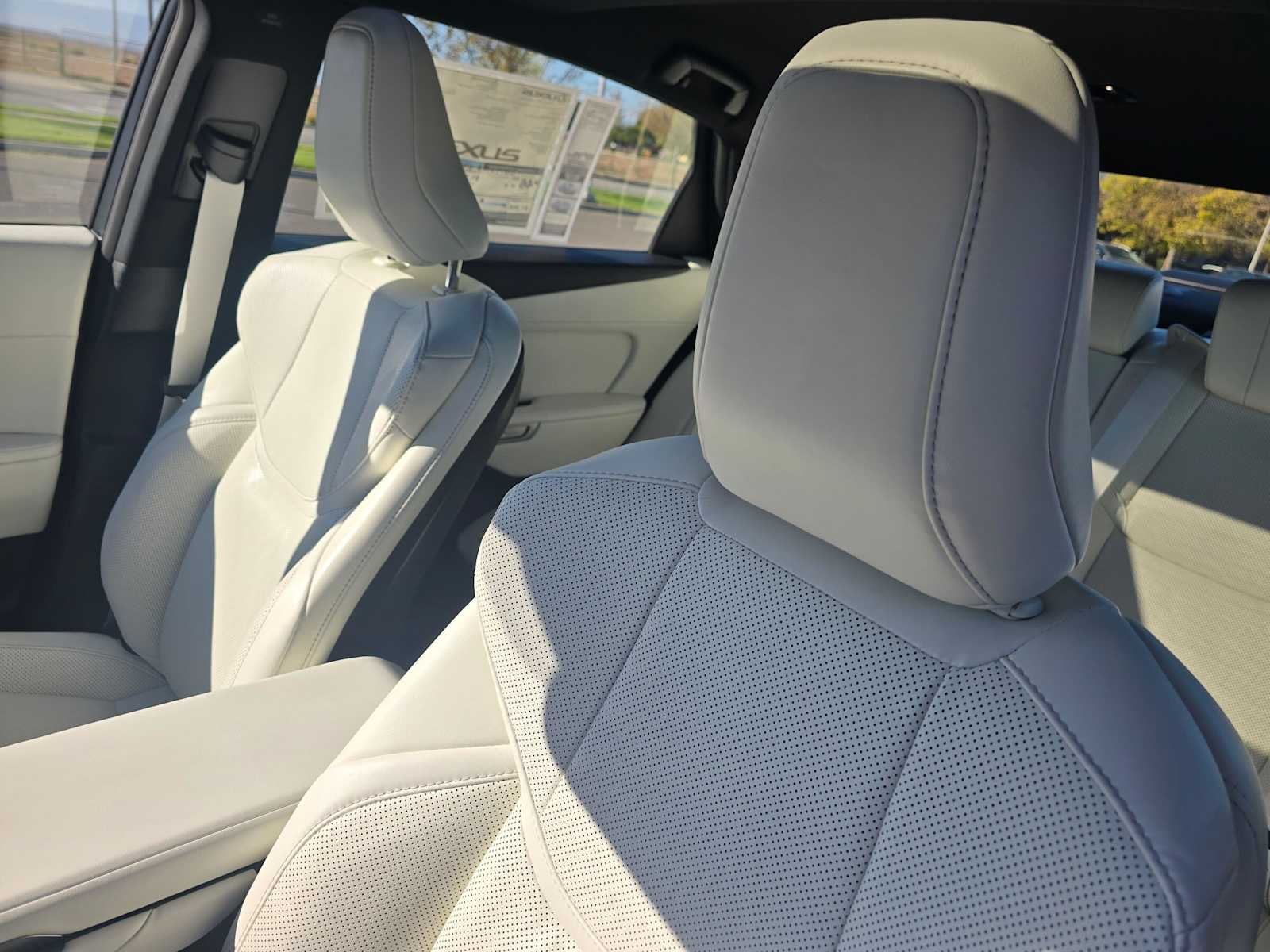 2026 Lexus ES 350h PREMIUM