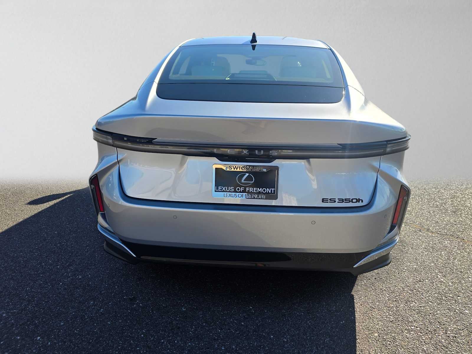 2026 Lexus ES 350h PREMIUM