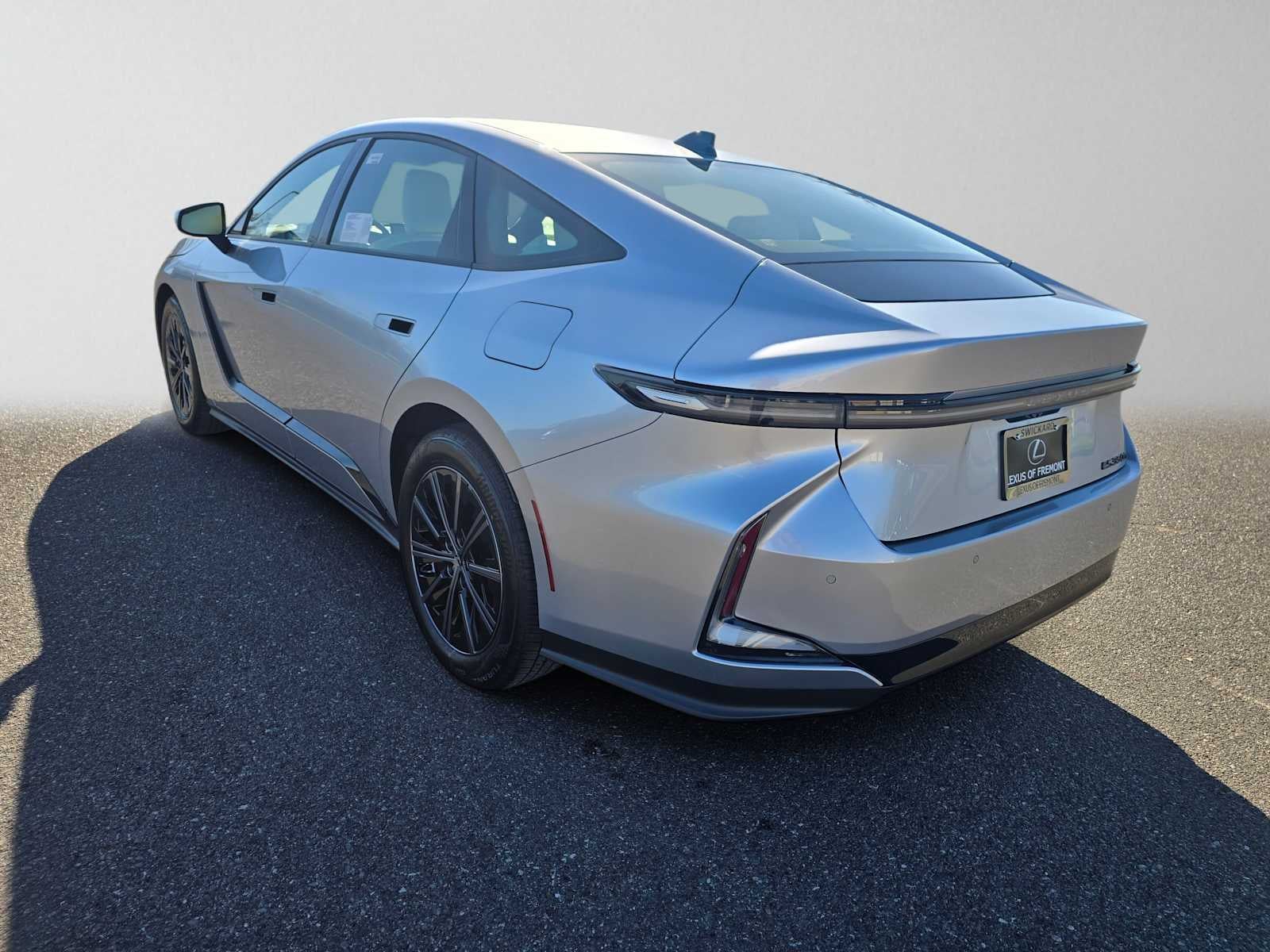 2026 Lexus ES 350h PREMIUM
