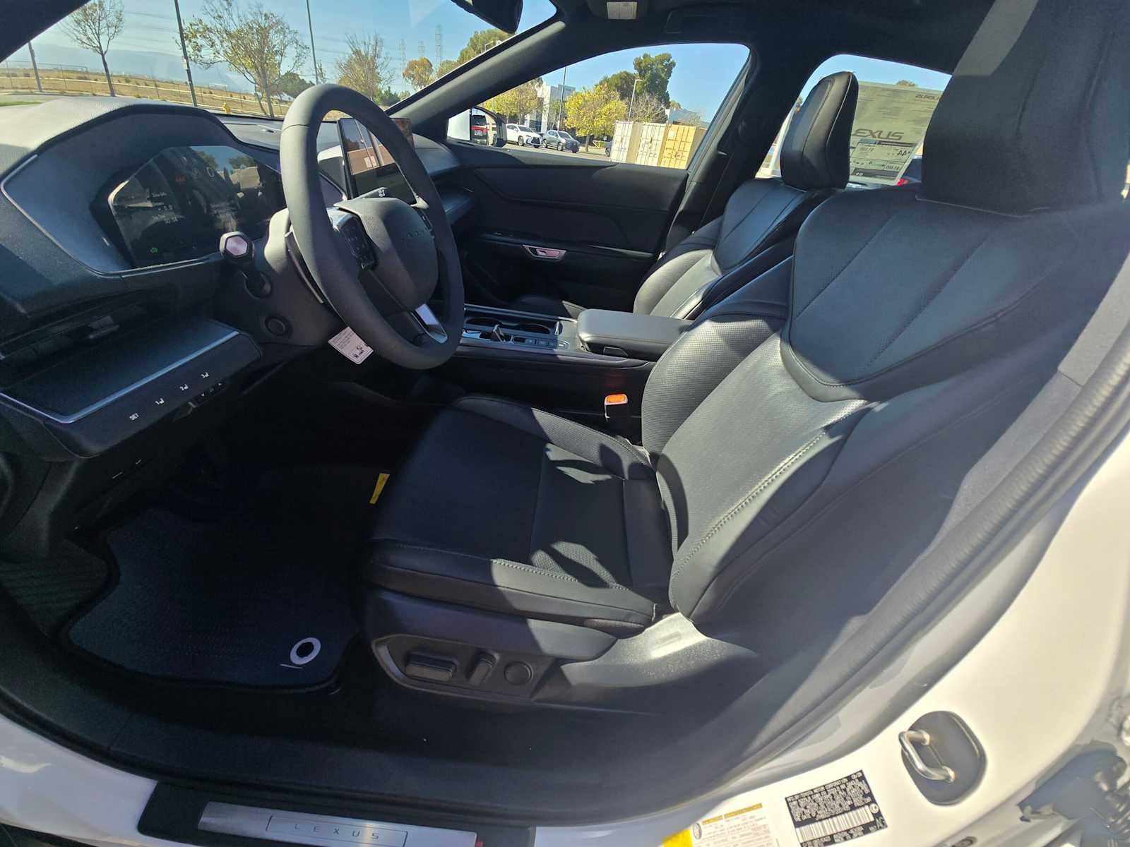 2026 Lexus ES 350h PREMIUM AWD