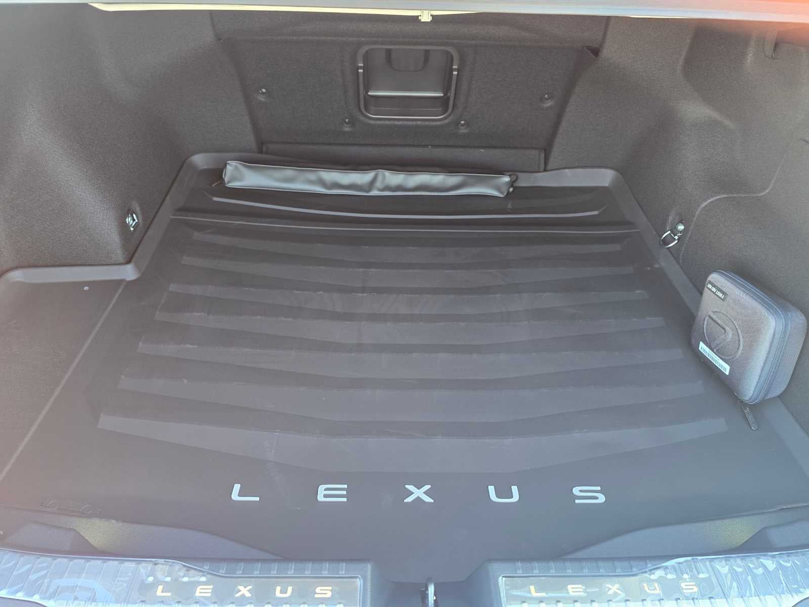 2026 Lexus ES 350h PREMIUM PLUS AWD