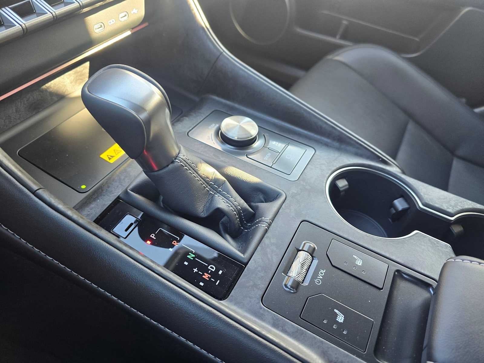 2026 Lexus IS 350 F SPORT DESIGN