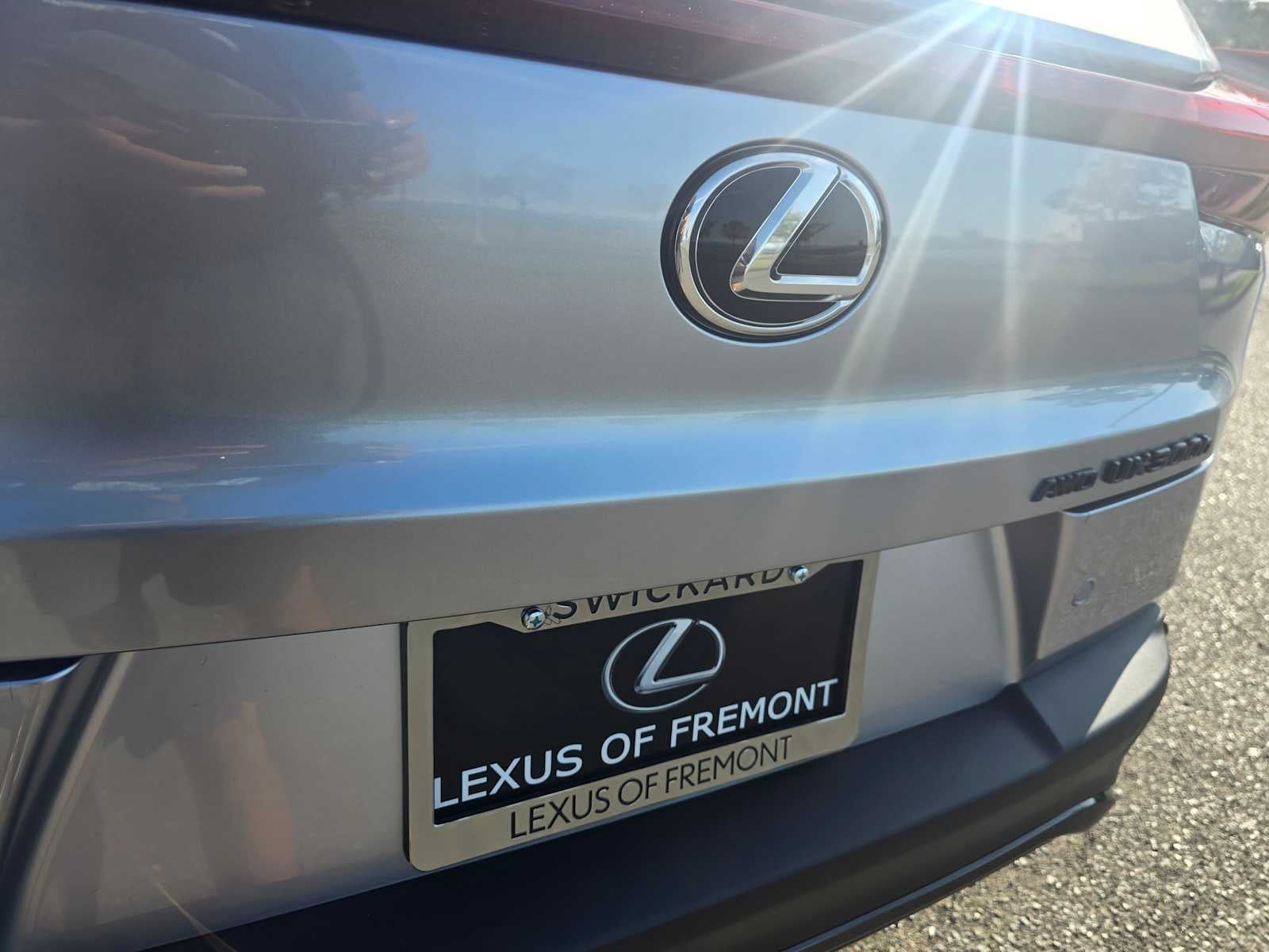 2026 Lexus UX 300h F SPORT DESIGN AWD