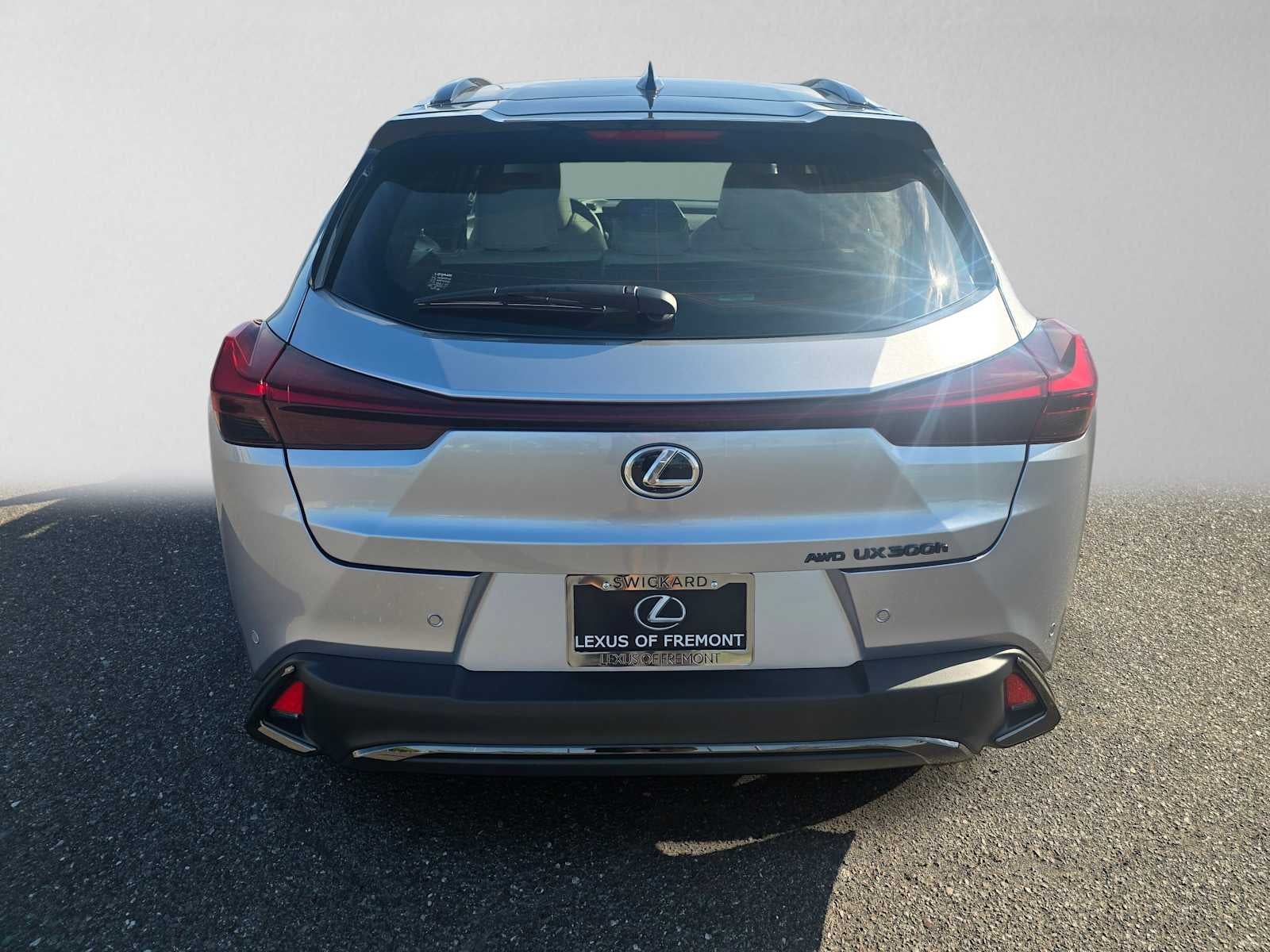 2026 Lexus UX 300h F SPORT DESIGN AWD