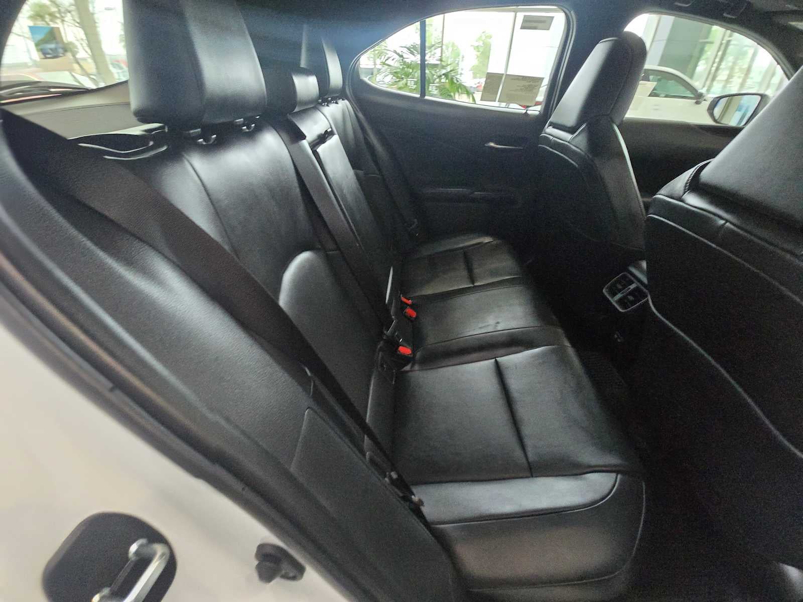 2026 Lexus UX 300h F SPORT DESIGN AWD