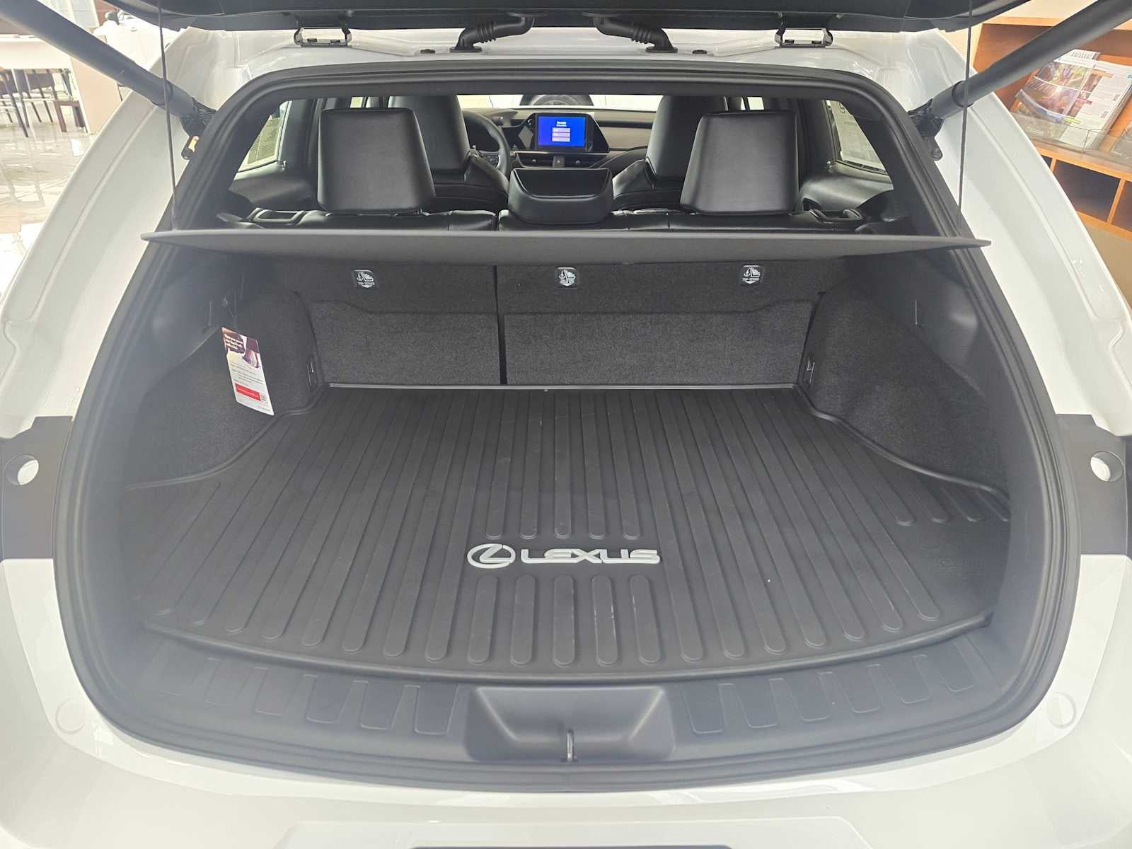 2026 Lexus UX 300h F SPORT DESIGN AWD