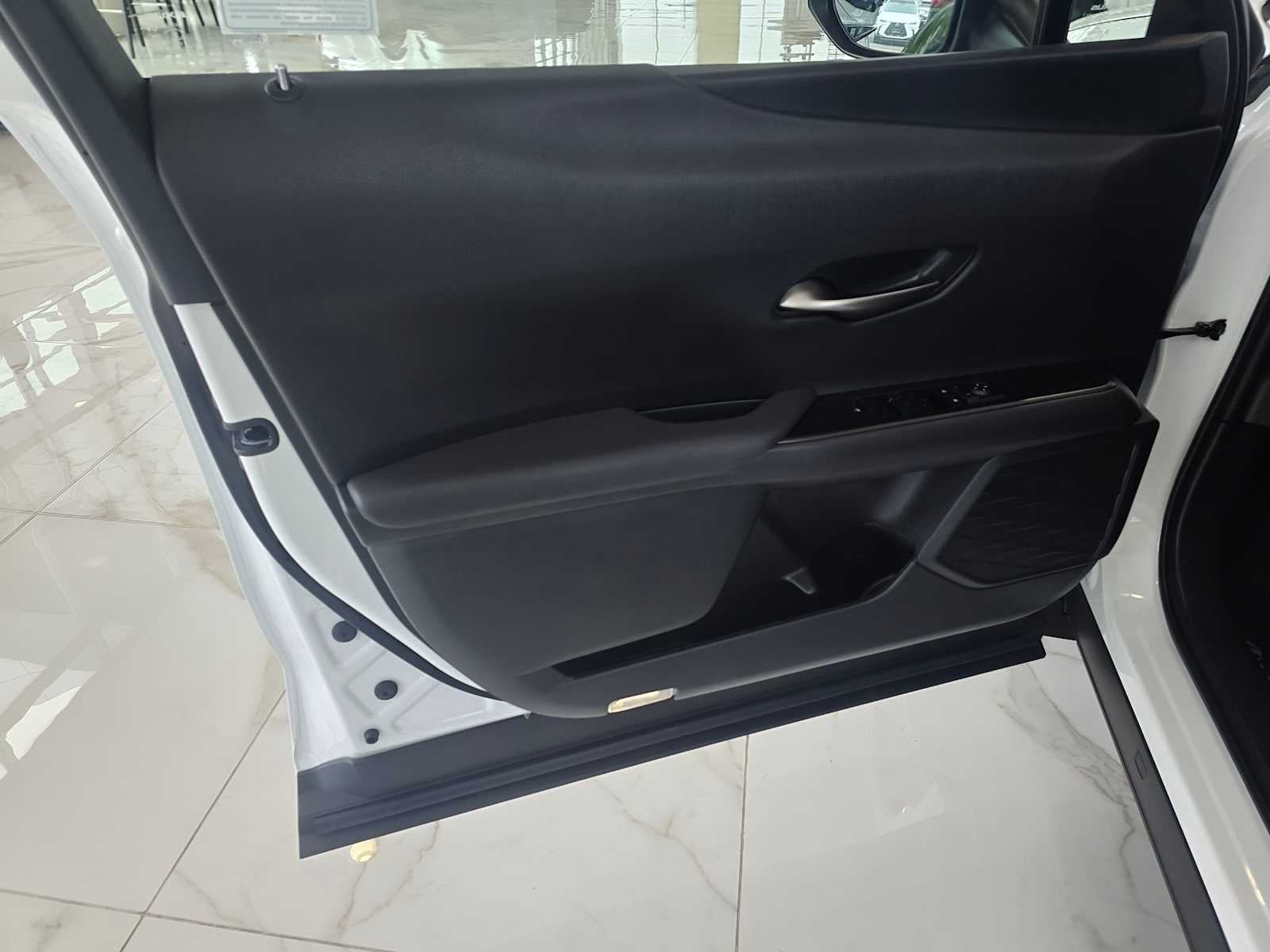 2026 Lexus UX 300h F SPORT DESIGN AWD