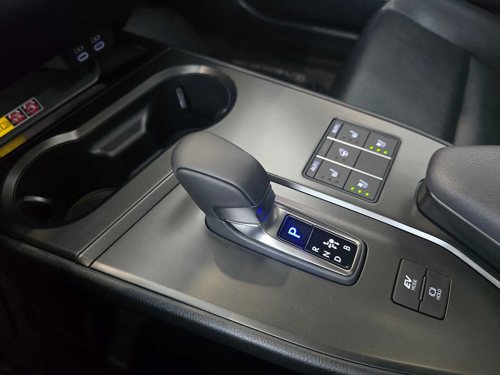 2026 Lexus UX 300h F SPORT DESIGN AWD