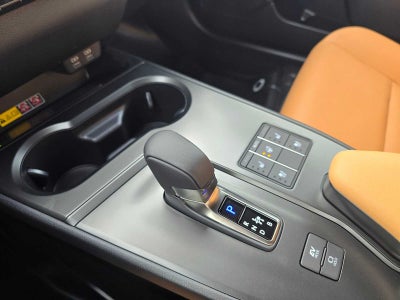 2026 Lexus UX 300h PREMIUM AWD