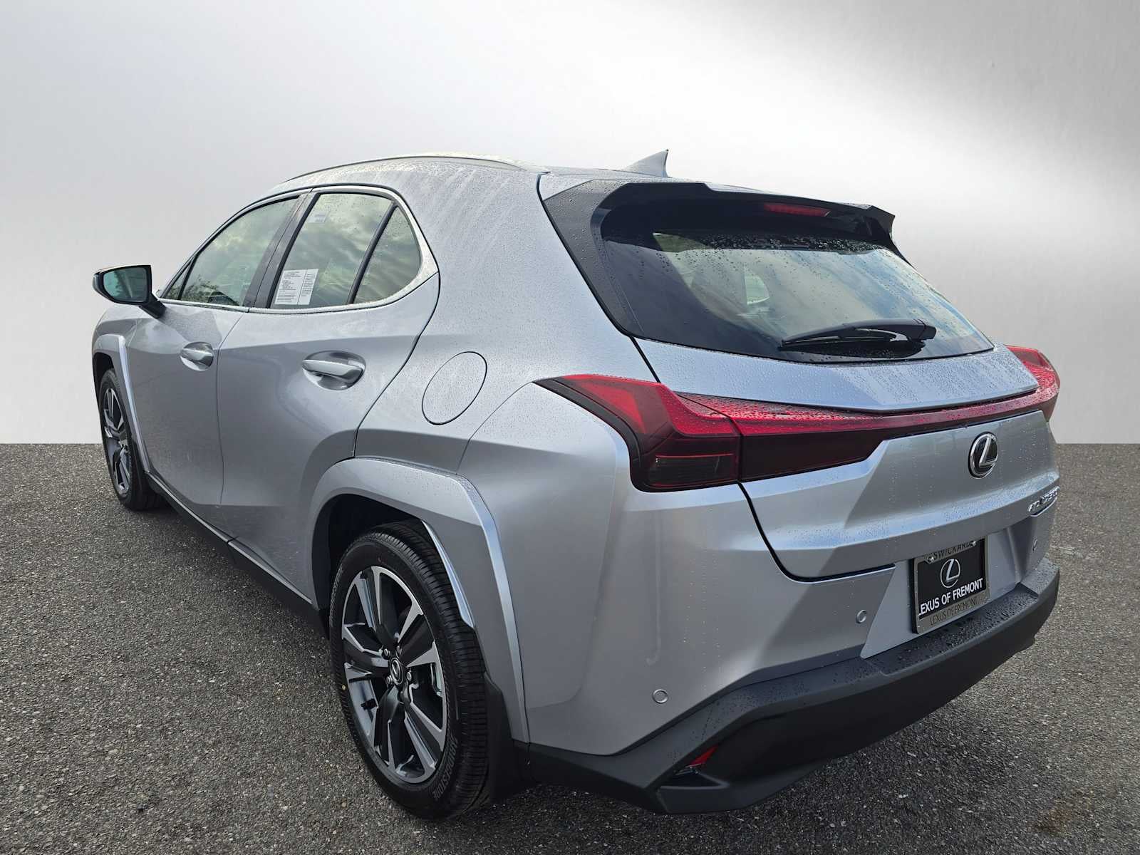 2026 Lexus UX 300h PREMIUM AWD