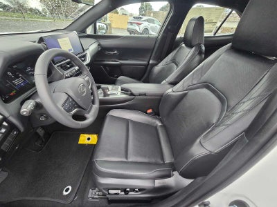 2026 Lexus UX 300h Premium