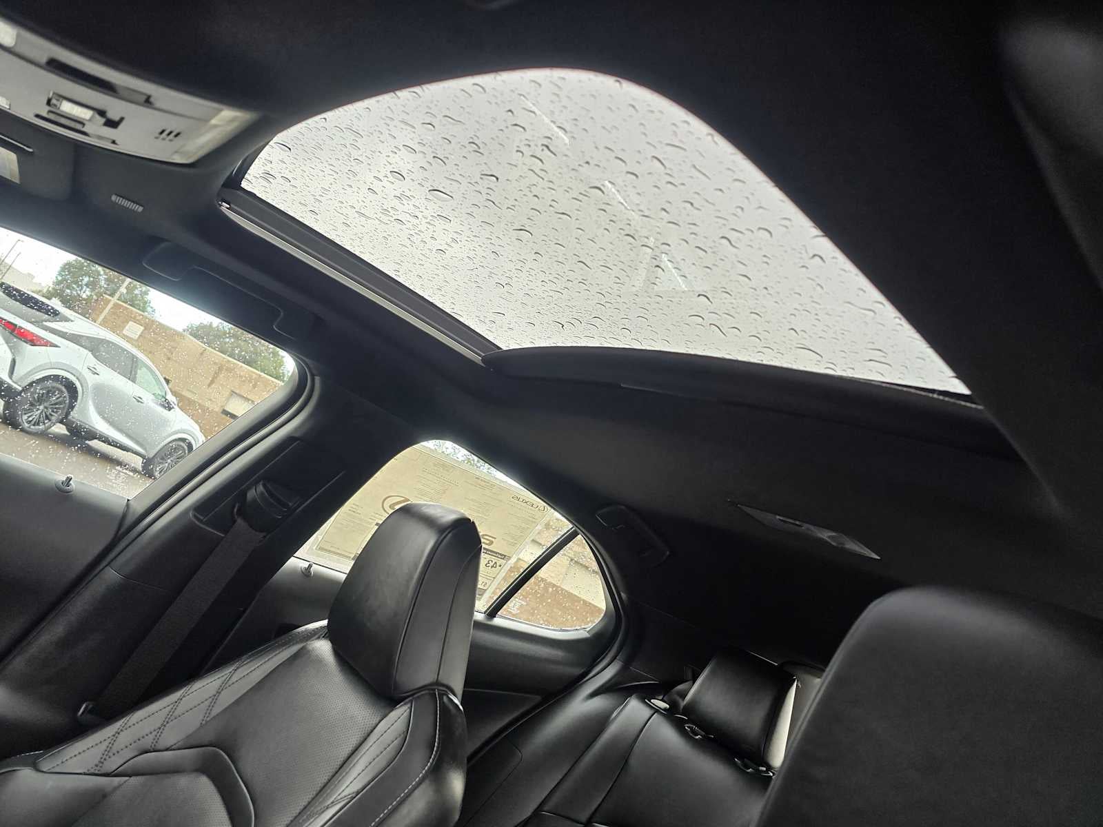 2026 Lexus UX 300h Premium