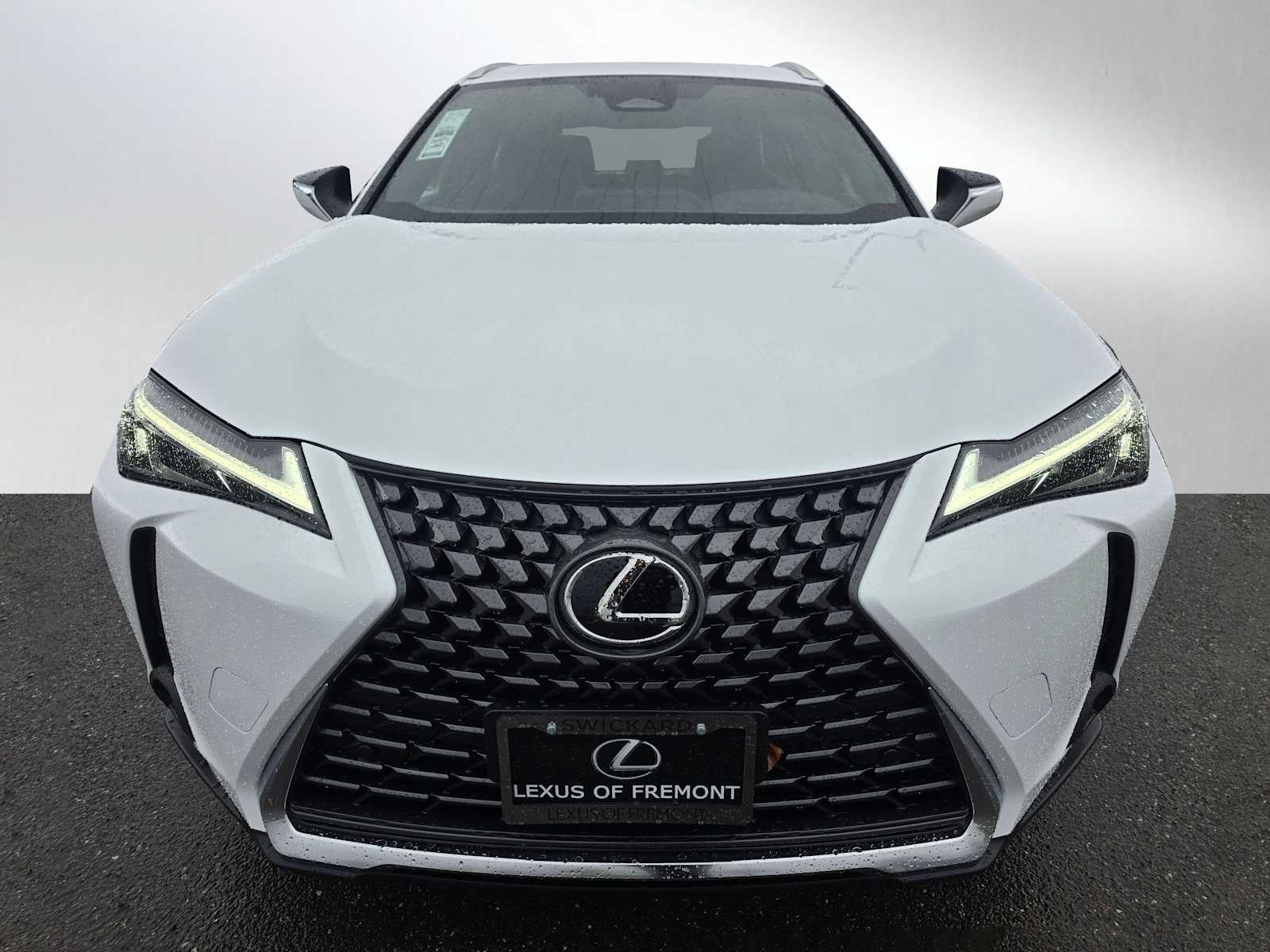 2026 Lexus UX 300h Premium