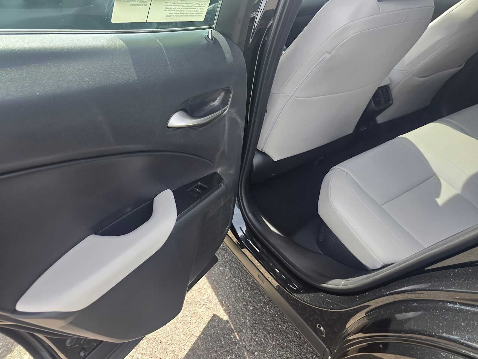2026 Lexus UX 300h PREMIUM