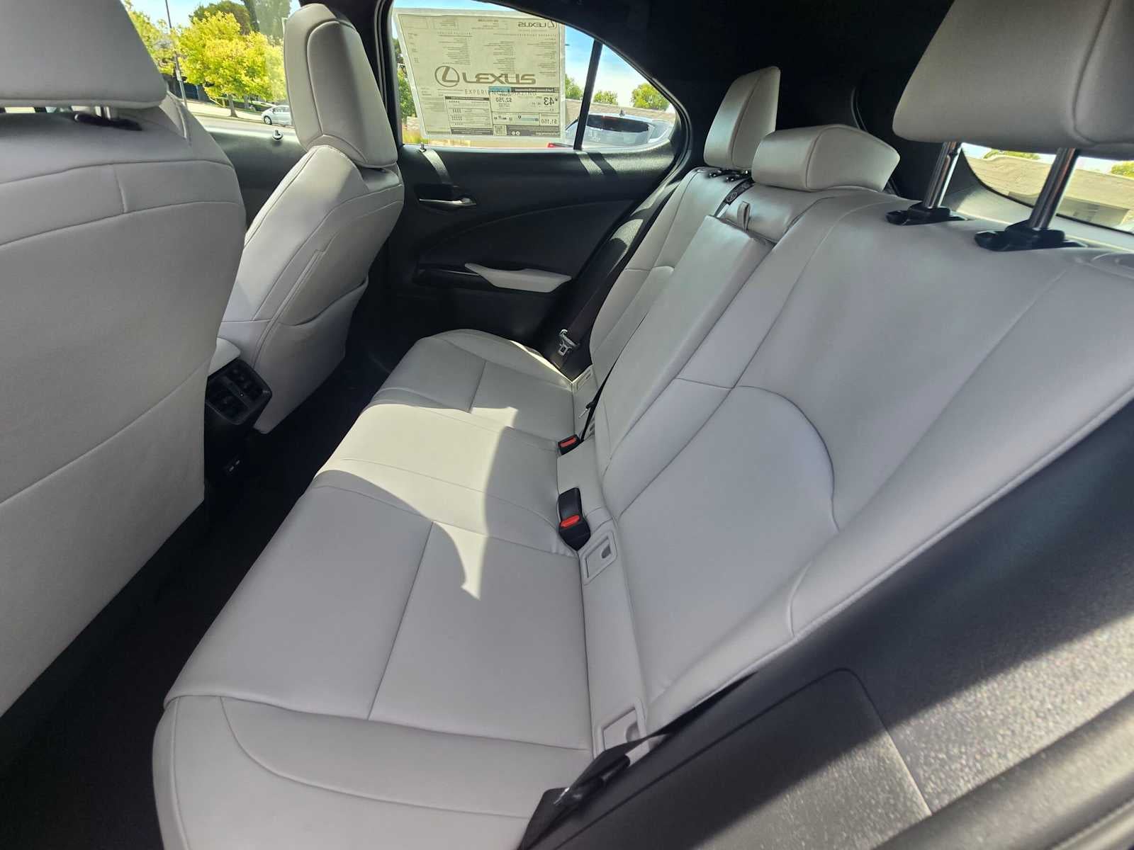 2026 Lexus UX 300h PREMIUM