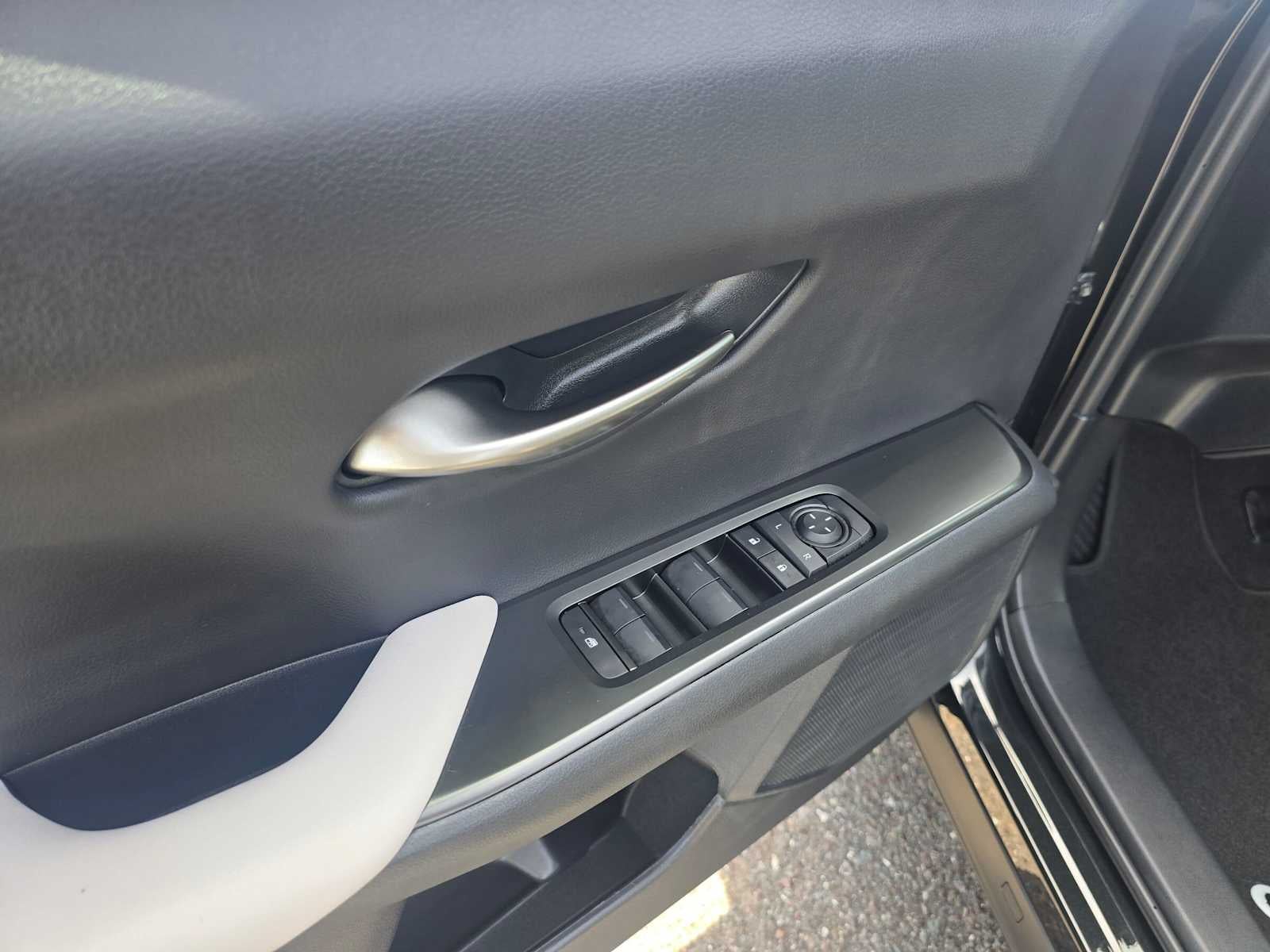 2026 Lexus UX 300h PREMIUM