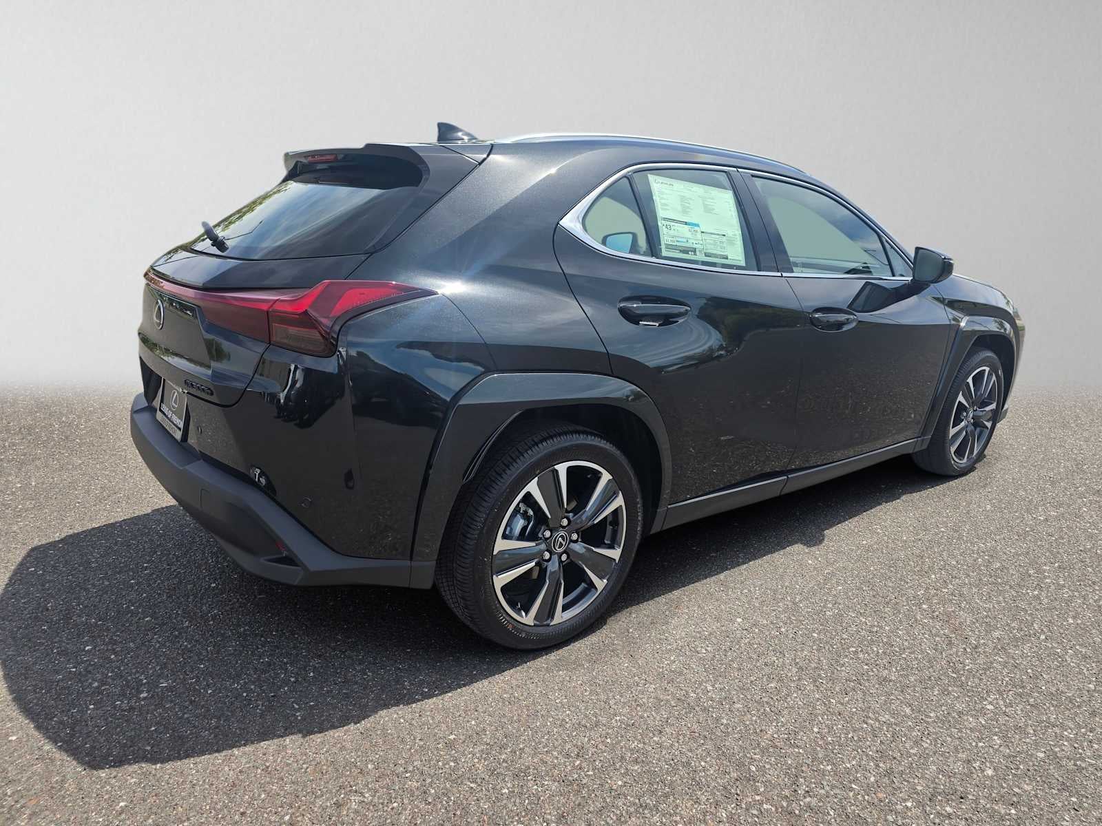 2026 Lexus UX 300h PREMIUM