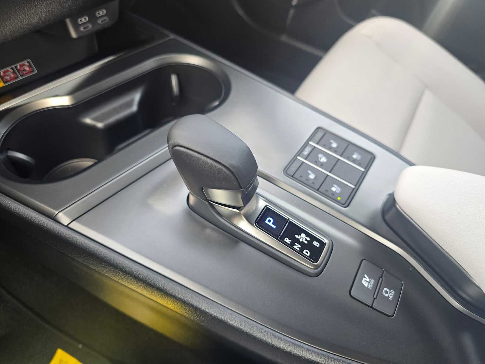 2026 Lexus UX 300h PREMIUM