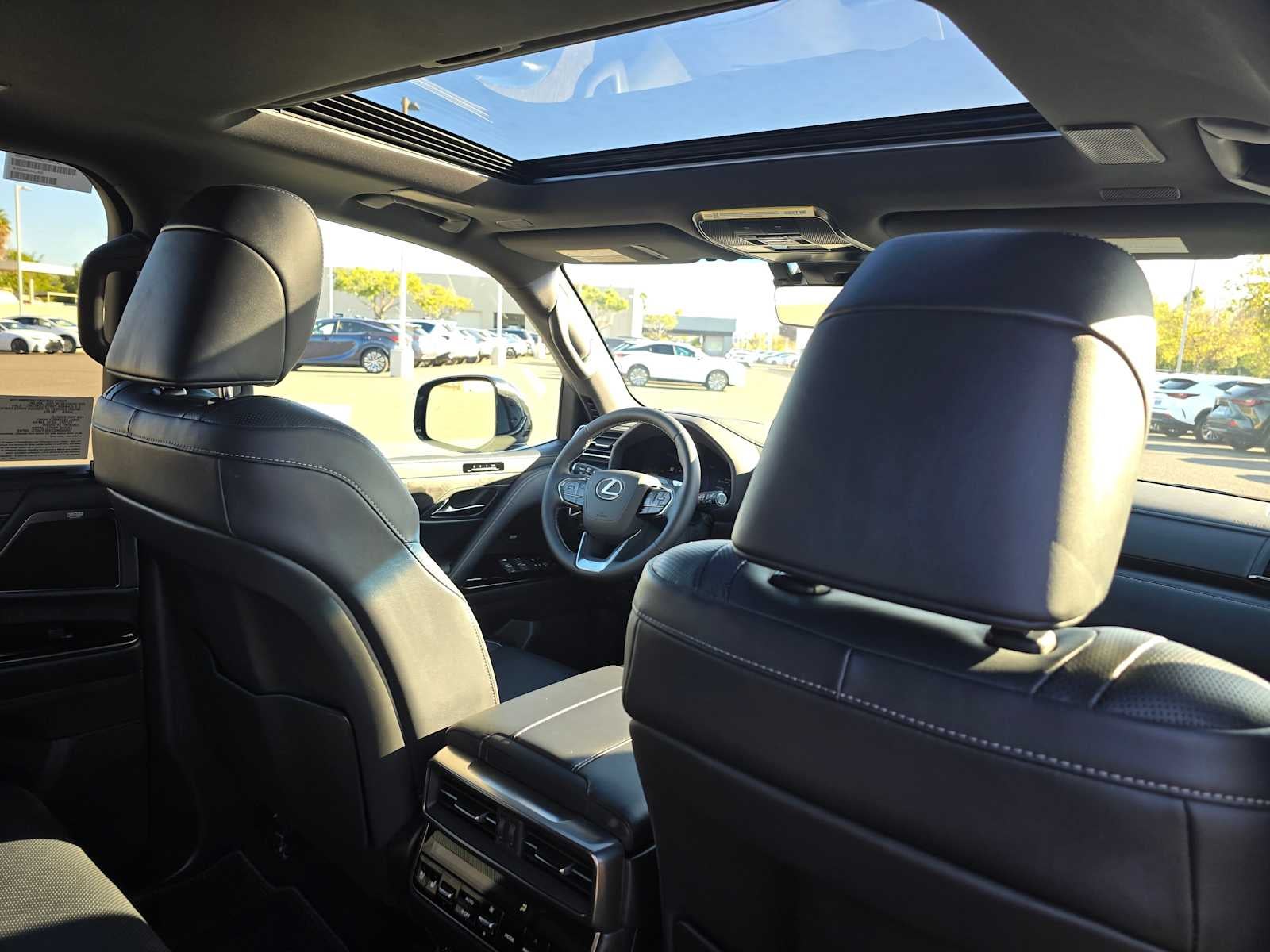 2025 Lexus LX 600 PREMIUM