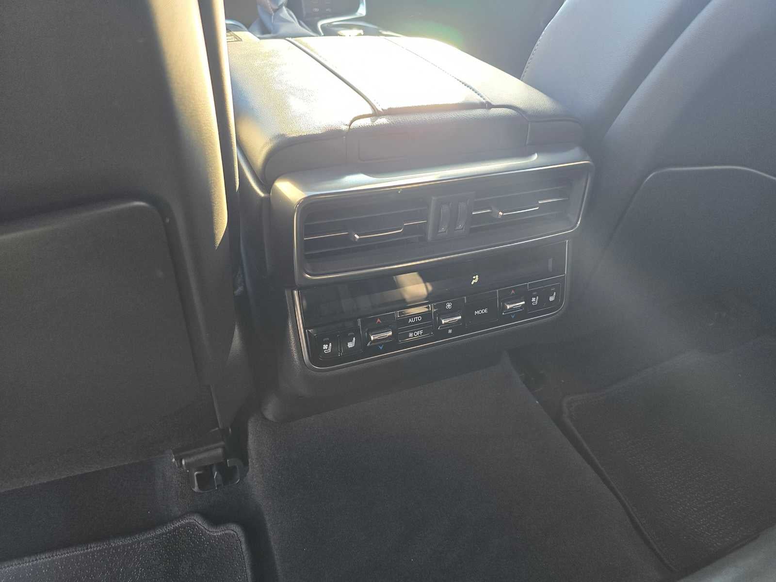 2025 Lexus LX 600 PREMIUM