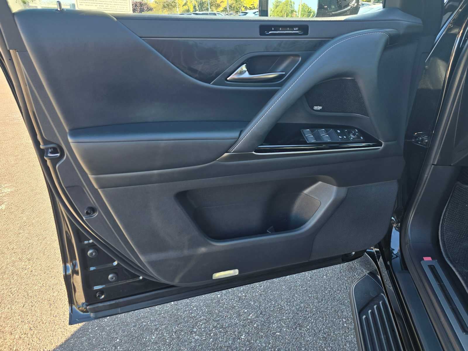 2025 Lexus LX 600 PREMIUM