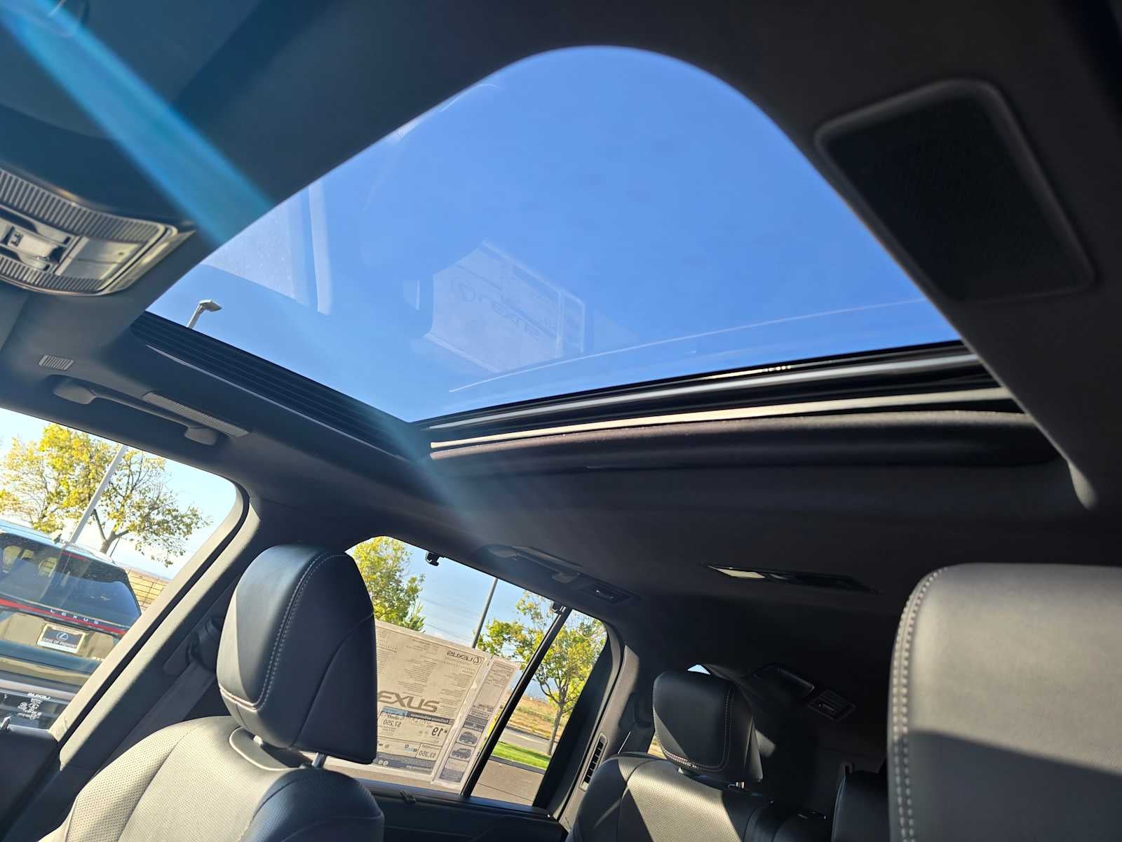 2025 Lexus LX 600 PREMIUM