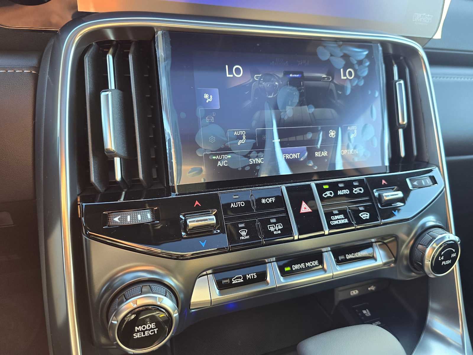 2025 Lexus LX 600 PREMIUM