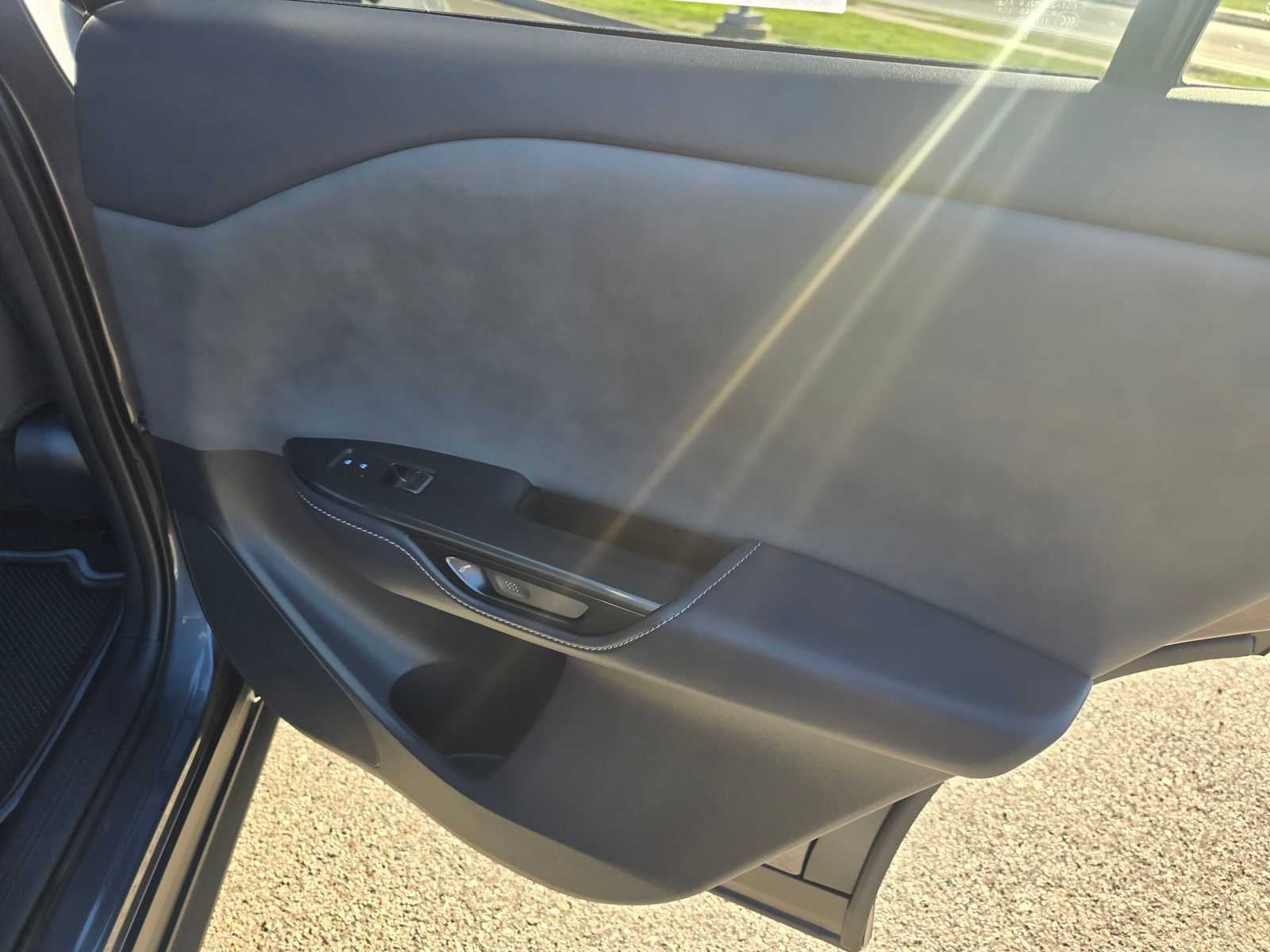 2026 Lexus RZ 450e PREMIUM AWD