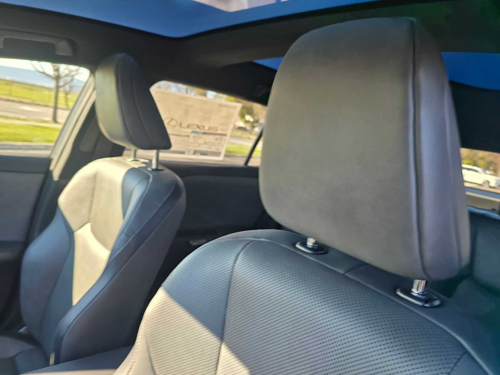 2026 Lexus RZ 450e PREMIUM AWD