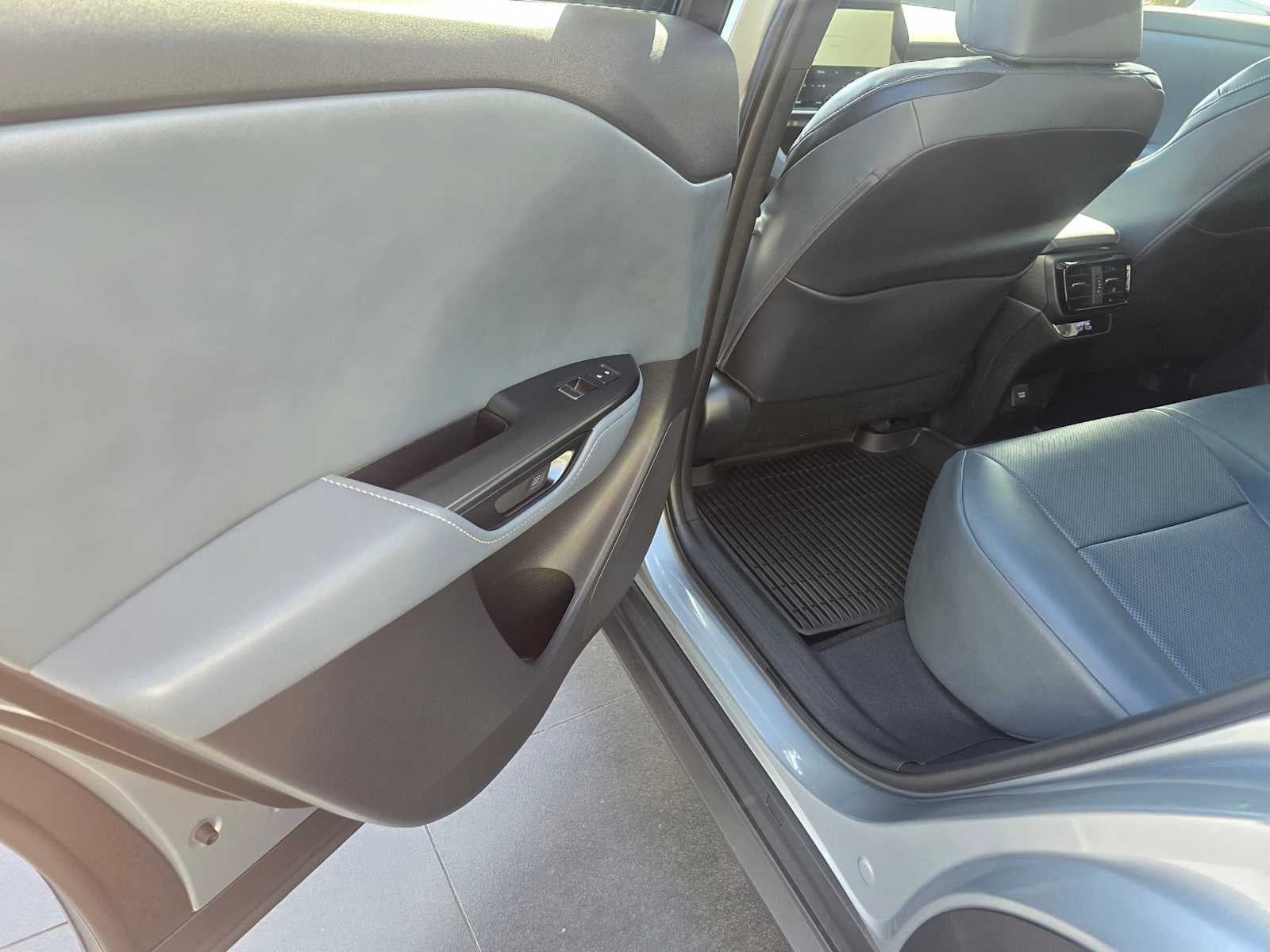 2026 Lexus RZ 450e PREMIUM AWD