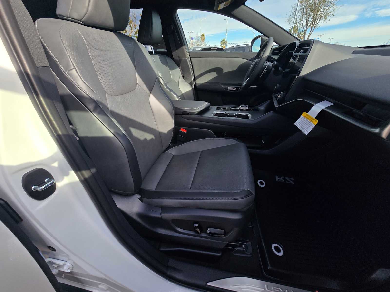 2026 Lexus RZ 350e PREMIUM