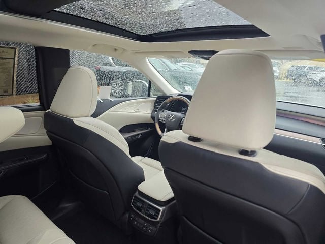 2026 Lexus RX 450h Luxury