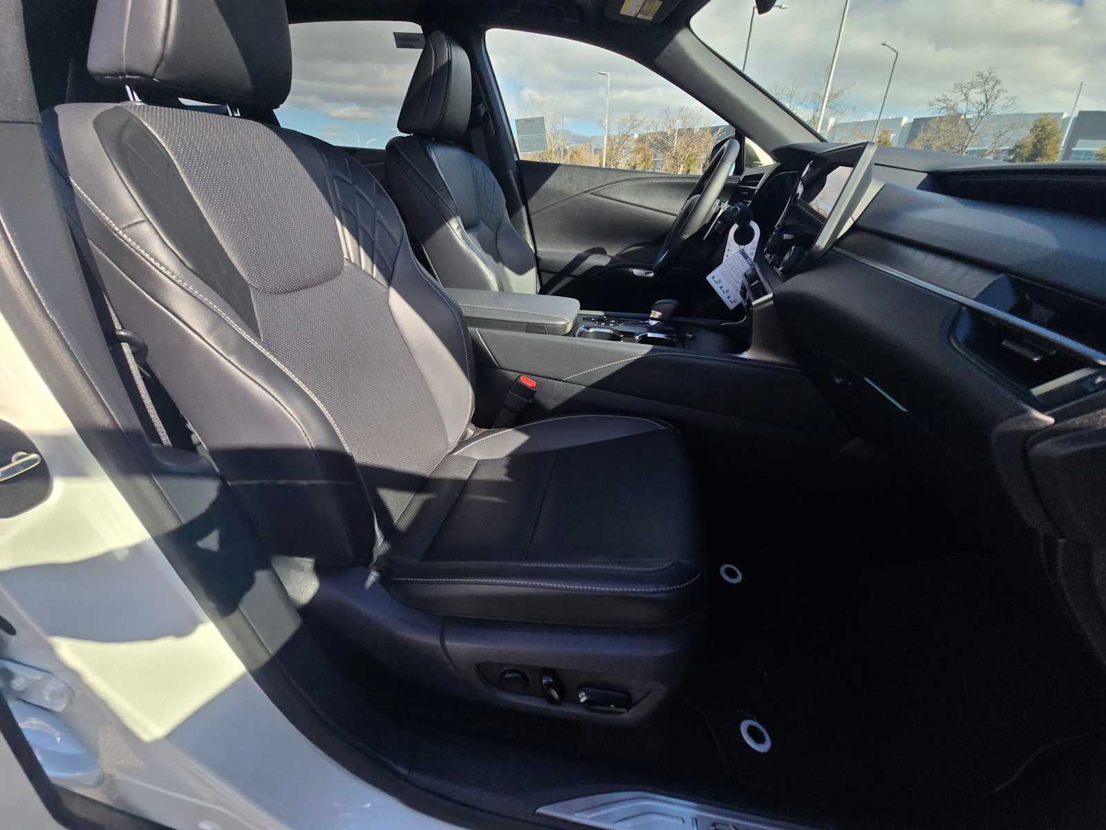 2026 Lexus RX 450h+ Premium