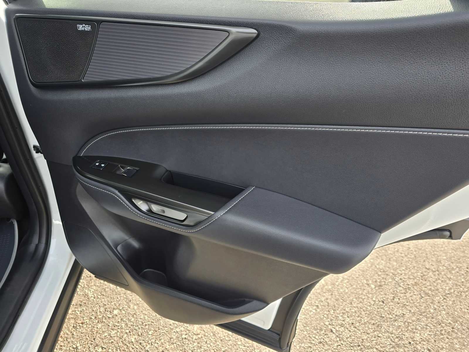 2026 Lexus NX 350h F SPORT Handling