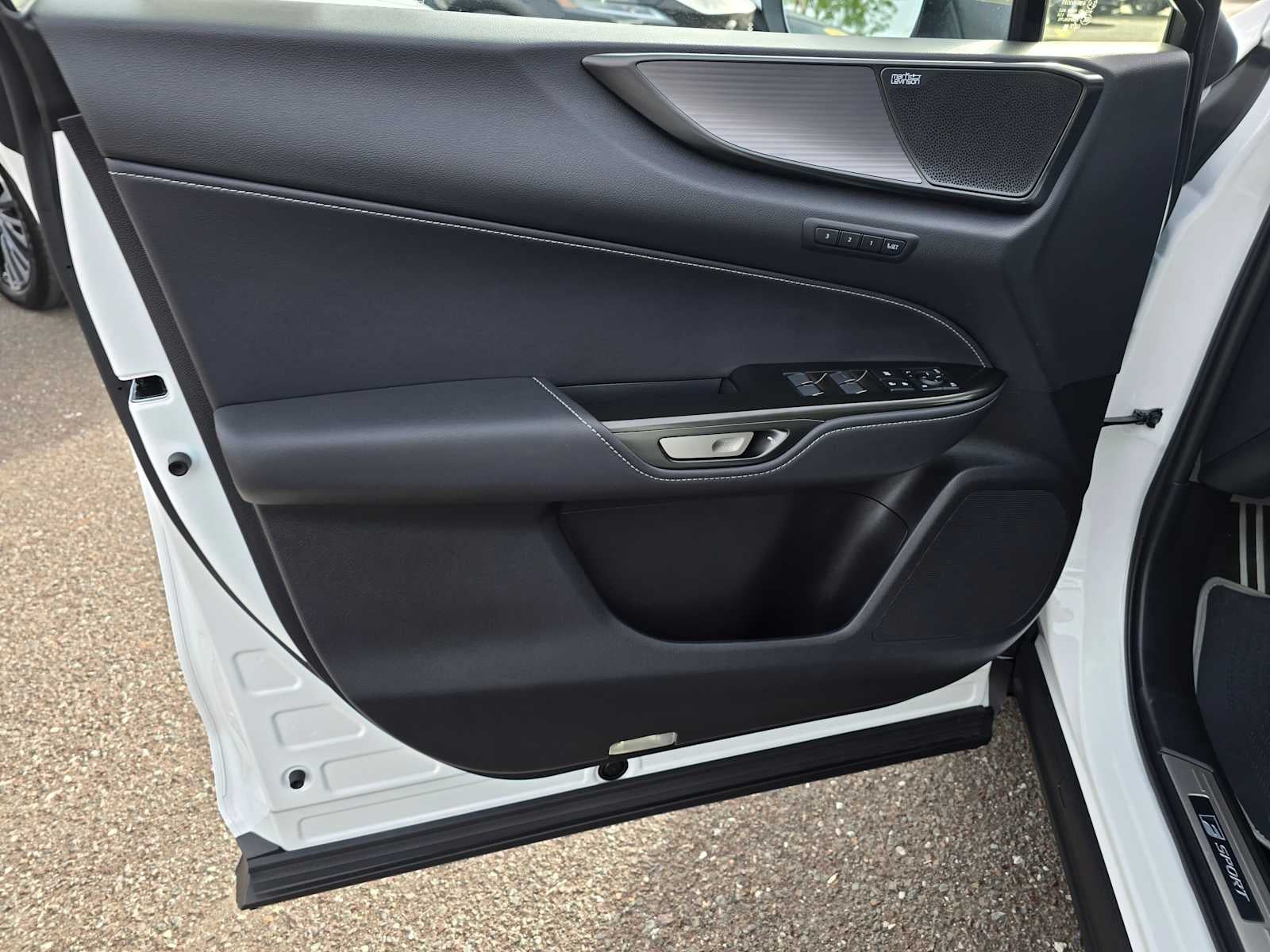 2026 Lexus NX 350h F SPORT Handling