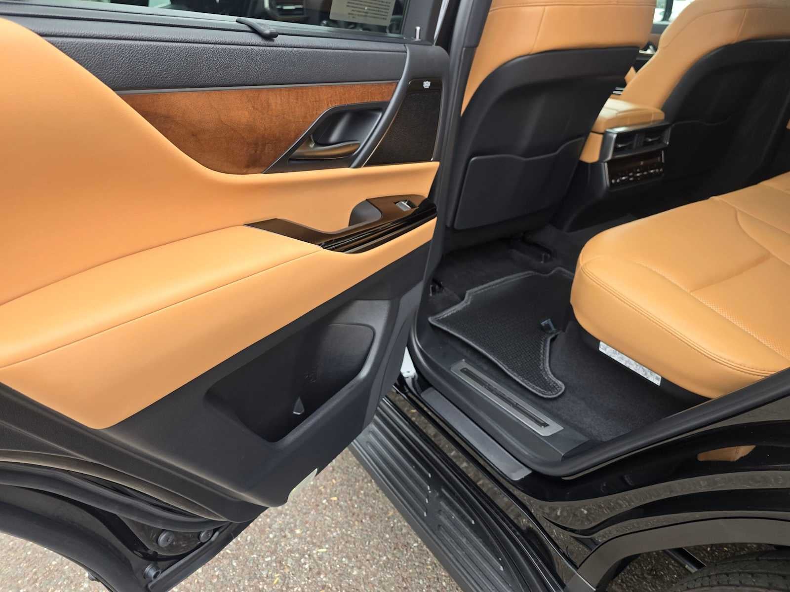 2026 Lexus LX 600 LUXURY