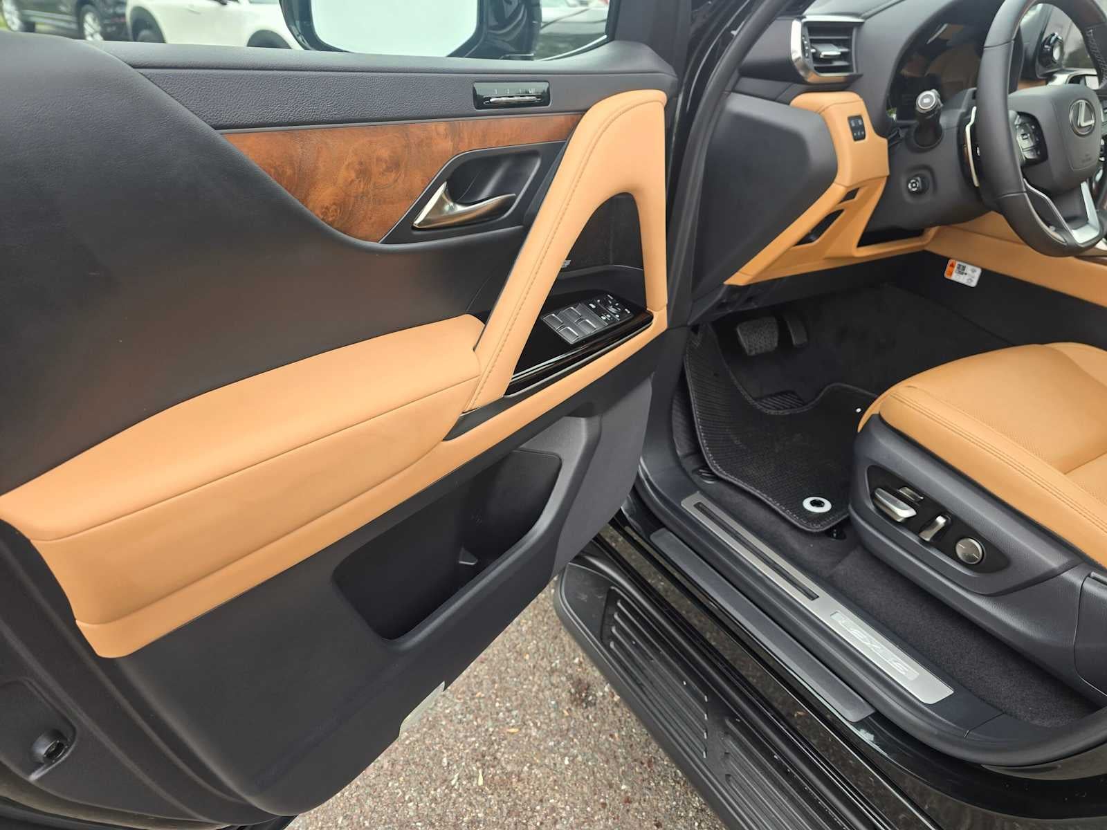 2026 Lexus LX 600 LUXURY