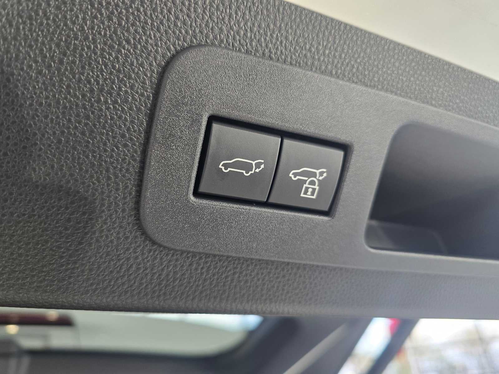 2026 Lexus LX 700h LUXURY