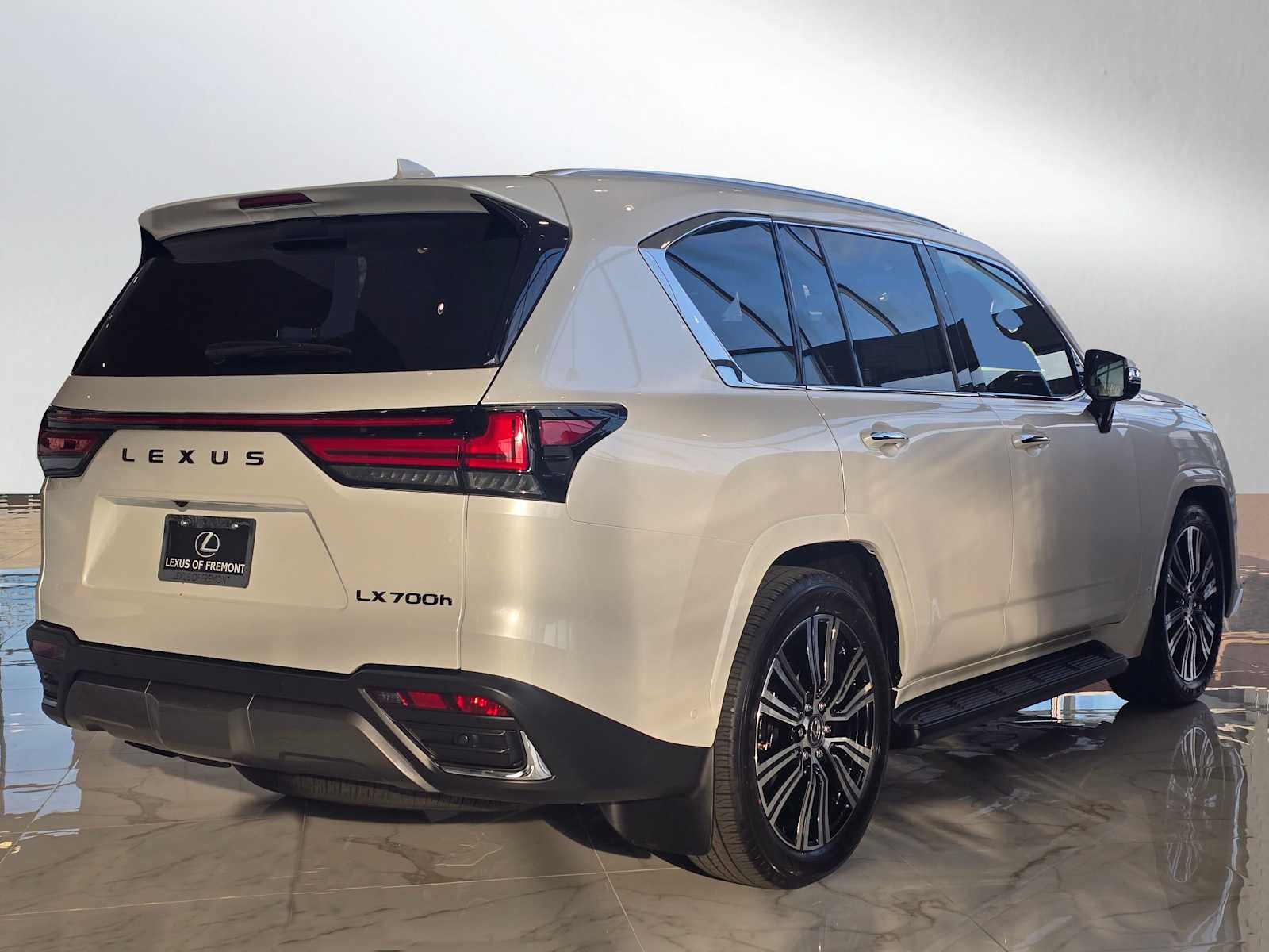 2026 Lexus LX 700h LUXURY