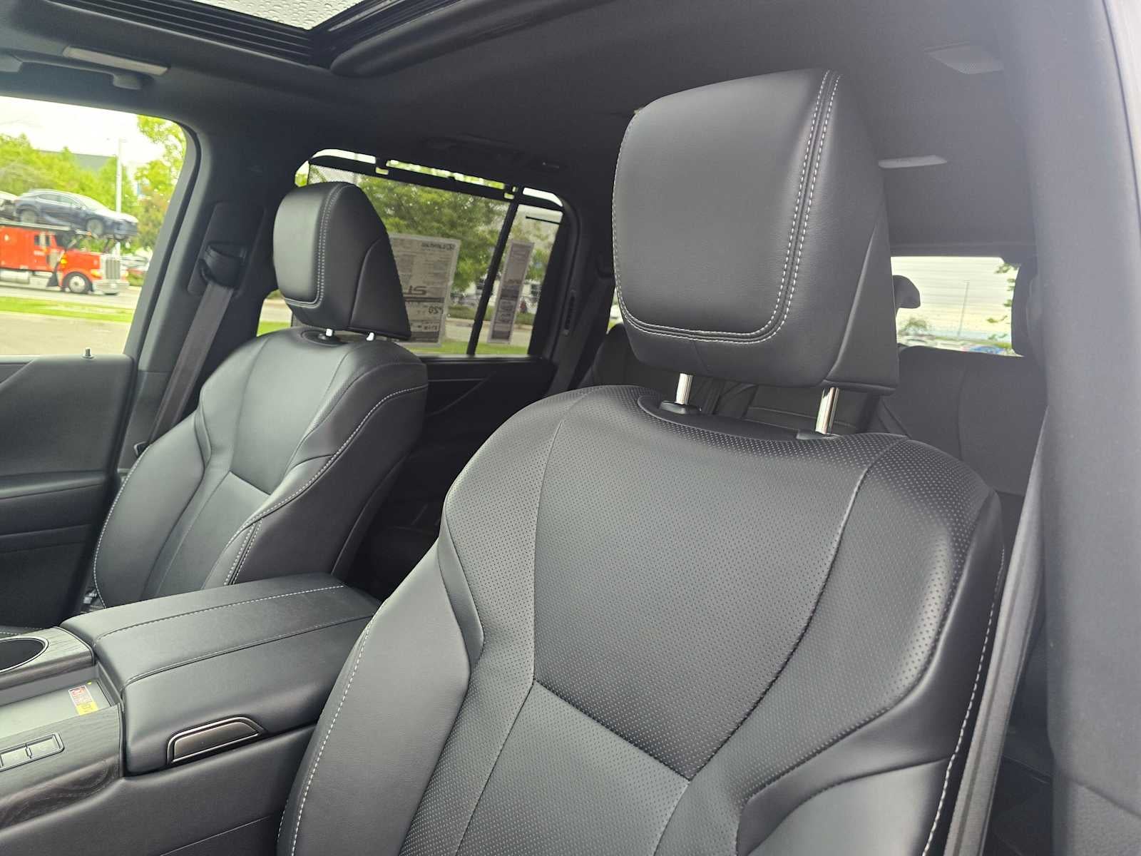 2026 Lexus LX 700h LUXURY