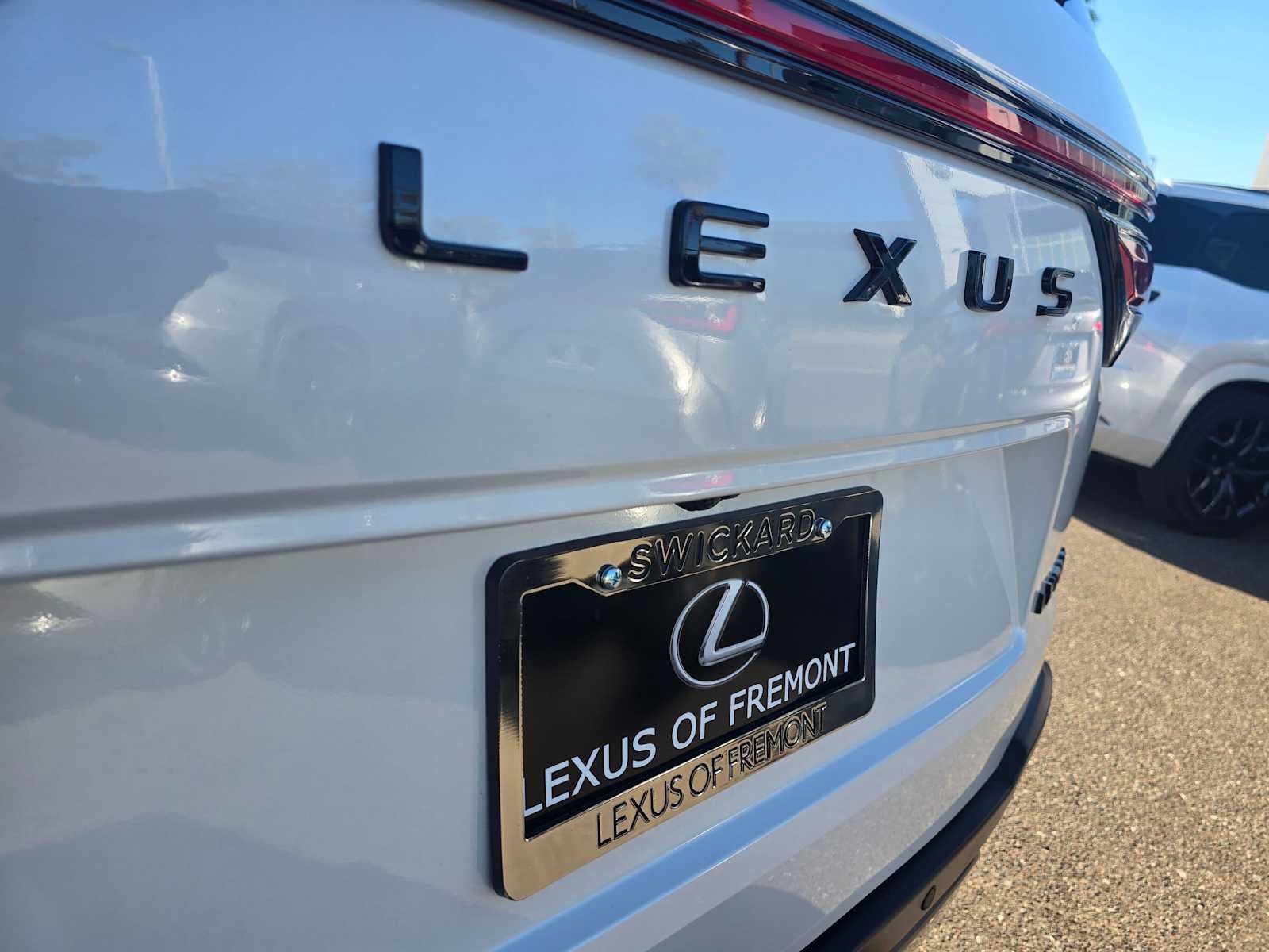 2026 Lexus LX 700h LUXURY