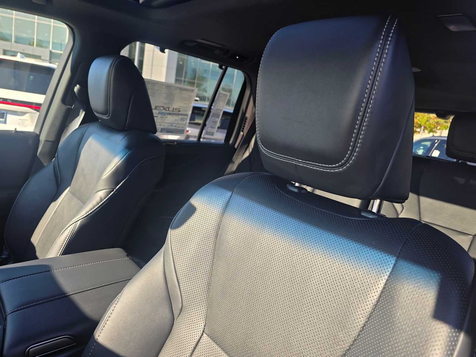 2026 Lexus LX 700h LUXURY